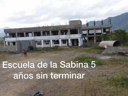 escuela sin terminar en sabina, constanza