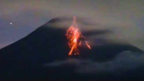 volcan indonesio