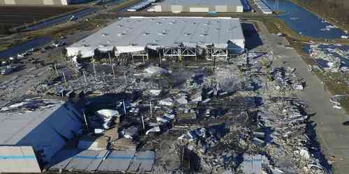 Colapso en almacén de Amazon por tornados