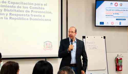 Defensa Civil y PNUD Alcaldes de Santo Domingo en Gestión de Riesgos de Desastres