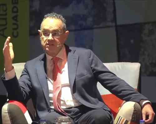 recursos naturales lo controlan 4 empresas en el mundo